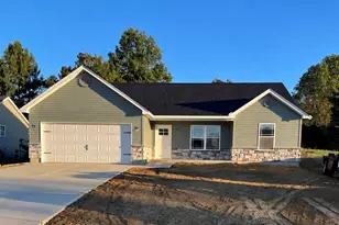 123 Summerfield Dr, Dry Ridge, KY 41035 - Photo 1