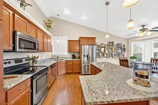 2059 Madison Dr, Hebron, KY 41048 - Photo 8