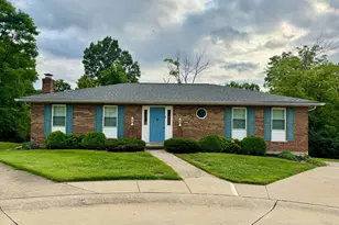 2 Michael Ct, Fort Mitchell, KY 41017 - Photo 1