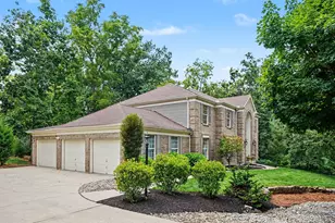 1071 Dustwhirl Dr, Union, KY 41091 - Photo 2