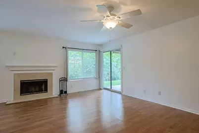 2118 Castlebar Court #104, Crescent Springs, KY 41017 - Photo 8