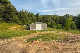1000 Lazy Bee Ln, Vanceburg, KY 41179 - Photo 10
