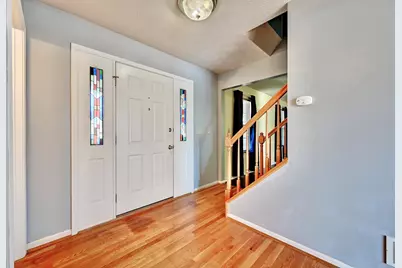 7819 Stockton Way, Florence, KY 41042 - Photo 2