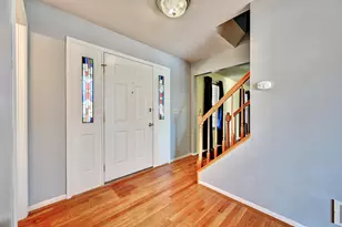 7819 Stockton Way, Florence, KY 41042 - Photo 2