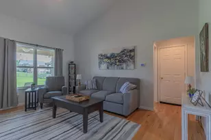 6396 Deermeade Dr, Florence, KY 41042 - Photo 8