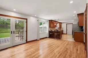 156 Burgess Ln, Florence, KY 41042 - Photo 6
