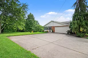 754 Carol Dr, Taylor Mill, KY 41015 - Photo 2