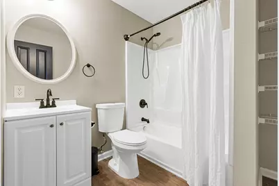 230 W 8th Street, Newport, KY 41071 - Photo 18