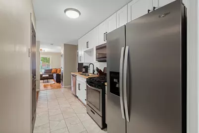 230 W 8th Street, Newport, KY 41071 - Photo 8
