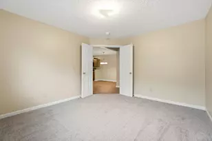 561 Napa Valley Ln, Crestview Hills, KY 41017 - Photo 18