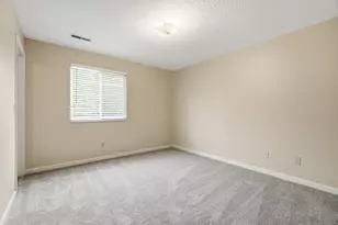 561 Napa Valley Ln, Crestview Hills, KY 41017 - Photo 28