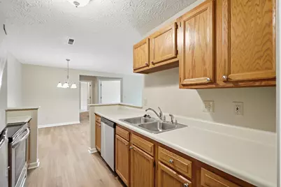 561 Napa Valley Lane #6, Crestview Hills, KY 41017 - Photo 6