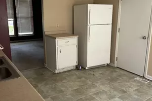 145 Bluffside Dr, Covington, KY 41017 - Photo 2