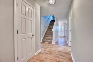 2232 Amsterdam Rd, Villa Hills, KY 41017 - Photo 8