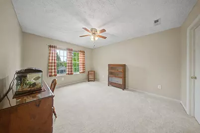 9738 Cherbourg Drive, Union, KY 41091 - Photo 18