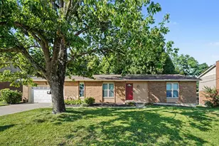 308 Chelsea Square, Florence, KY 41042 - Photo 1