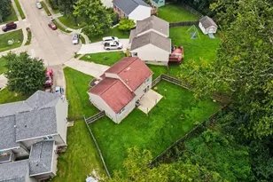 1813 Northern Spy Dr, Hebron, KY 41048 - Photo 2