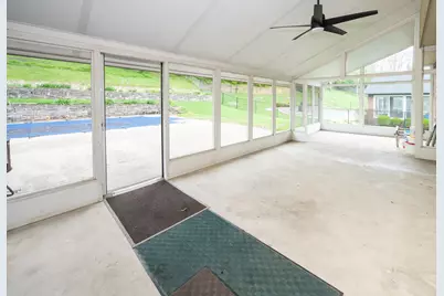 553 Beaumont Court, Covington, KY 41011 - Photo 10