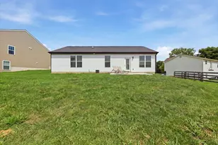 120 Summerfield Dr, Dry Ridge, KY 41035 - Photo 2
