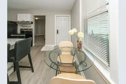 230 W 9th Street, Newport, KY 41071 - Photo 8