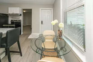 230 W 9th St, Newport, KY 41071 - Photo 8