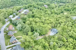 315 Peggy Ann Ln, Alexandria, KY 41001 - Photo 1