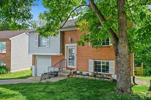 4044 Woodchase Dr, Erlanger, KY 41018 - Photo 2