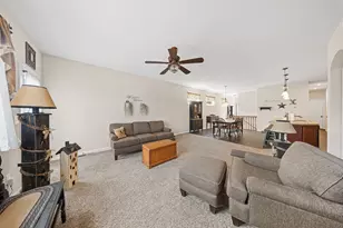 1704 Braeburn Ct, Florence, KY 41042 - Photo 6