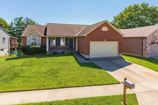 9370 Lago Mar Ct, Florence, KY 41042 - Photo 1