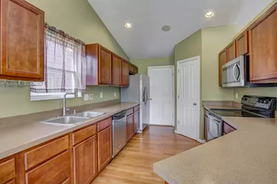 9370 Lago Mar Court, Florence, KY 41042 - Photo 6