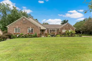 1379 Boone Aire Rd, Florence, KY 41042 - Photo 1