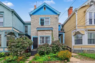 1720 Greenup St, Covington, KY 41011 - Photo 2