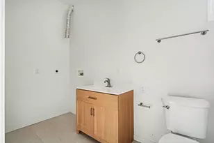 319 W 12th St, Newport, KY 41071 - Photo 6