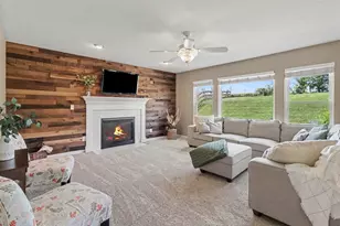 1966 Peach Blossom Ln, Hebron, KY 41048 - Photo 6
