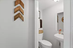 112 E 41st St, Latonia, KY 41015 - Photo 24