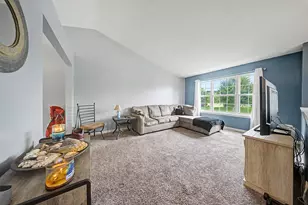 2659 Hannah Jo Ct, Hebron, KY 41048 - Photo 6