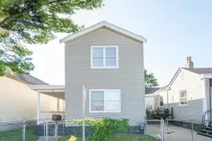 520 Lindsey St, Newport, KY 41071 - Photo 2