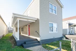 520 Lindsey St, Newport, KY 41071 - Photo 1