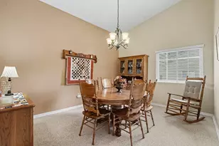 2447 Hickory Glen Ln, Burlington, KY 41005 - Photo 6