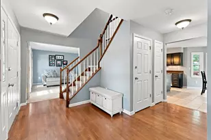 1348 Ashford Pl, Florence, KY 41042 - Photo 4