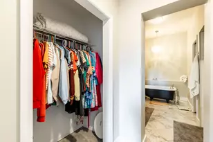 223 E 7th St, Covington, KY 41011 - Photo 26