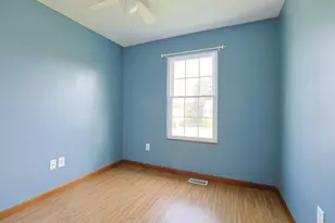 214 Springwood Dr, Alexandria, KY 41001 - Photo 26