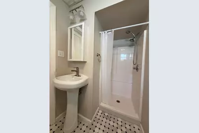 155 E 42nd Street, Covington, KY 41015 - Photo 16