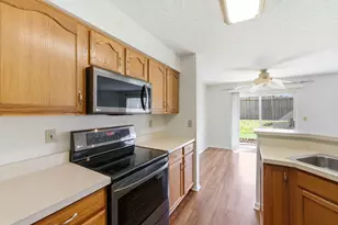 402 Napa Valley, Cold Spring, KY 41076 - Photo 8
