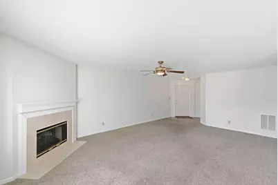 402 Napa Valley #203, Cold Spring, KY 41076 - Photo 4