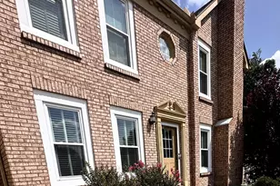 6812 Upland Ct, Florence, KY 41042 - Photo 2