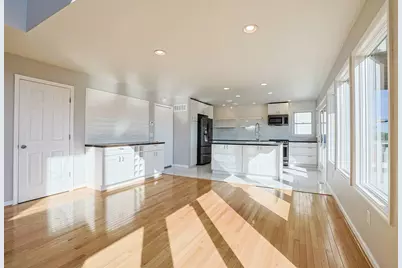 630 Pointe Benton Lane, Covington, KY 41014 - Photo 10