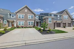 2552 Crosshill Dr, Crescent Springs, KY 41017 - Photo 1