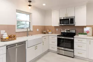 2247 Genevieve Ln, Covington, KY 41011 - Photo 8