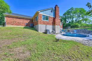 124 Holly Woods Dr, Fort Thomas, KY 41075 - Photo 24